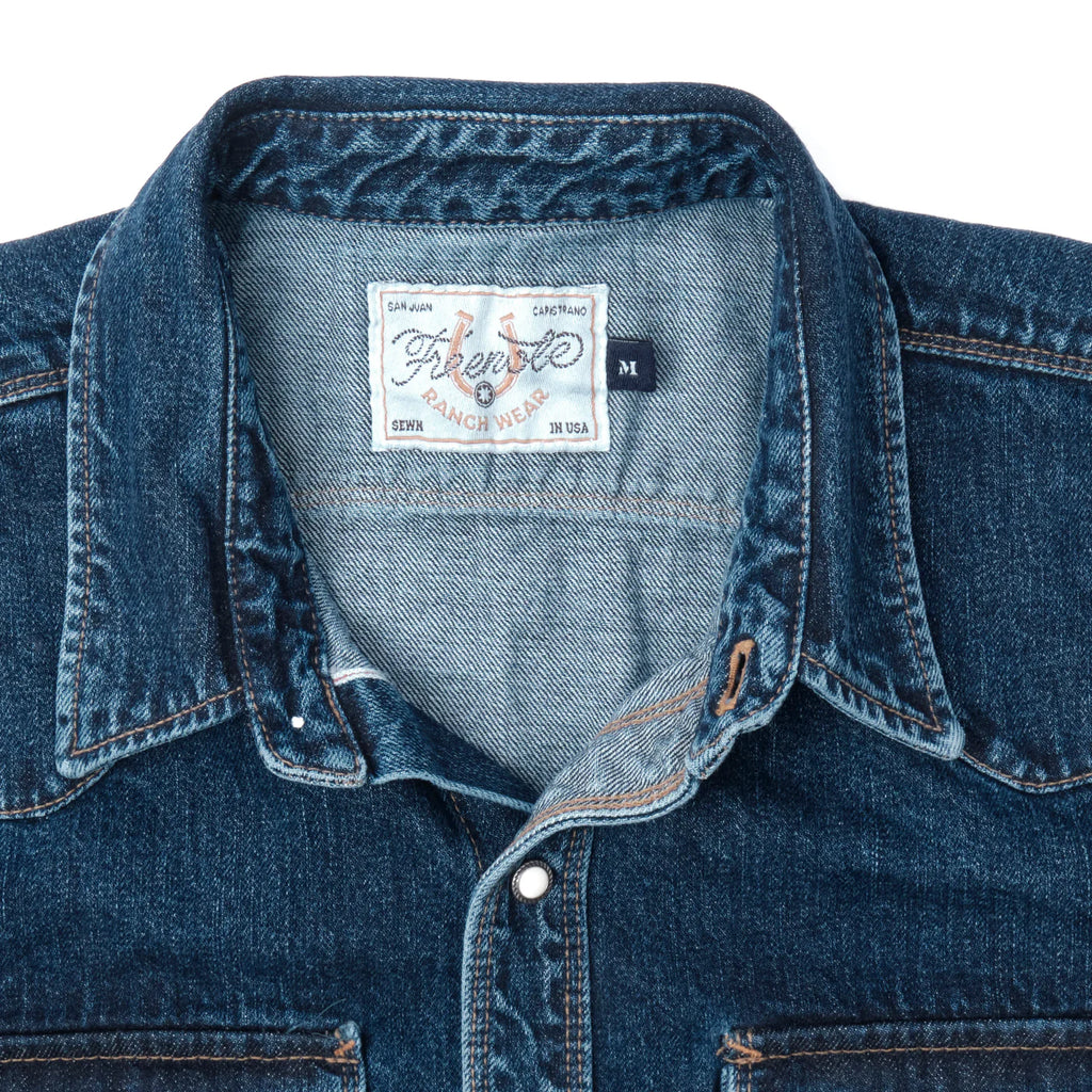 Freenote Cloth - modern western Shirt - 11 ounce - washed denim - Close up of Collar